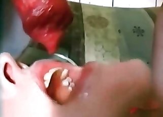 This mature woman wants to fuck a cute labrador